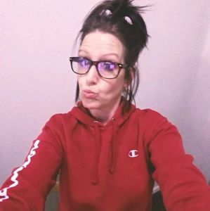 Meet your Posher, Kasey